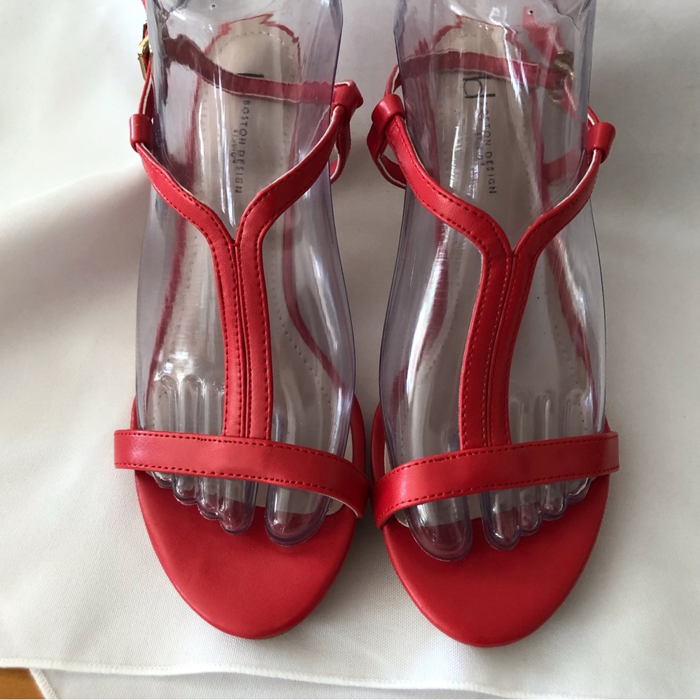 New Boston Design strappy heels